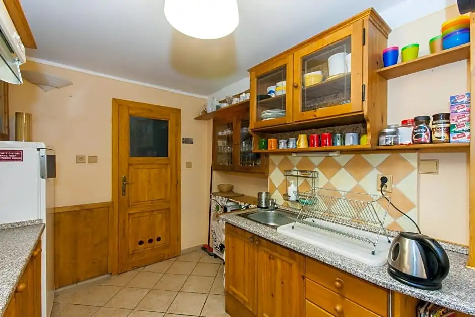 Hostel Postel