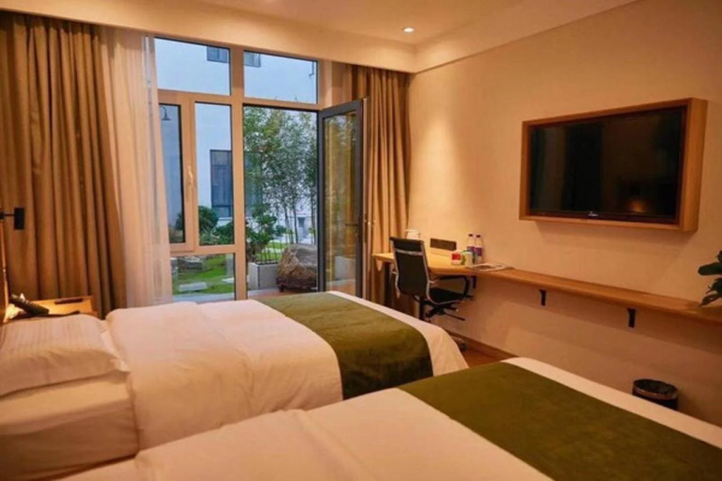 GreenTree Inn Express Linqu County Pianyi Road Jiufulai