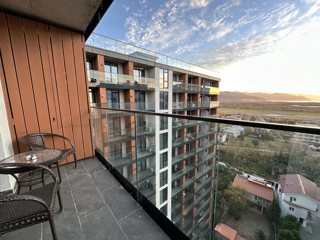 Апарт-отель Batumi Beach Apartments on Rejeb Nizharadze Street 20