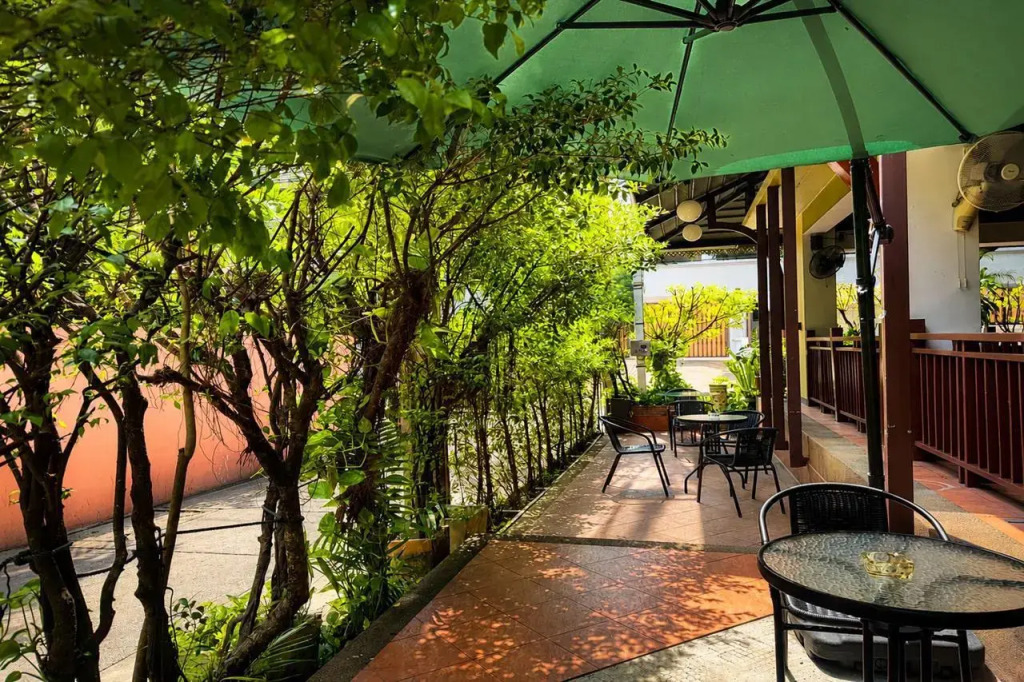 Woraburi Sukhumvit Hotel
