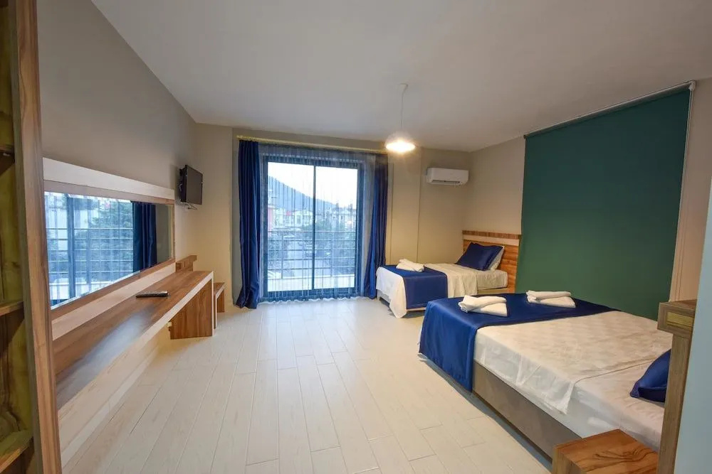 Lidya Hotel