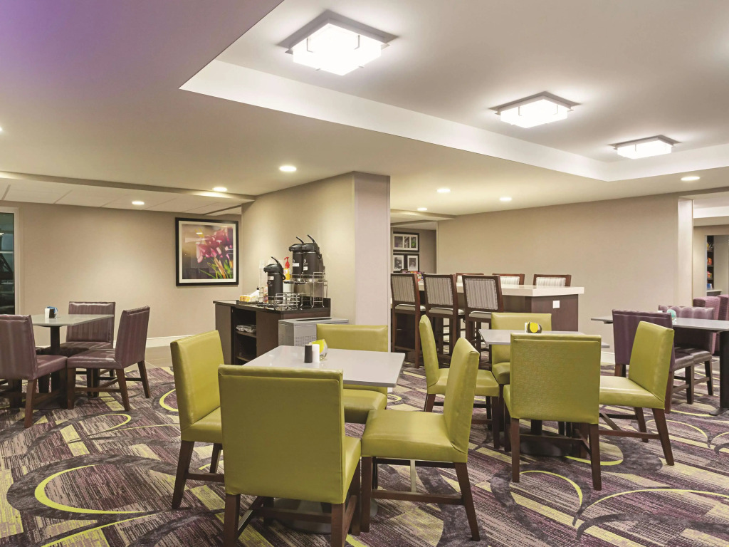 La Quinta by Wyndham Baltimore BWI Airport