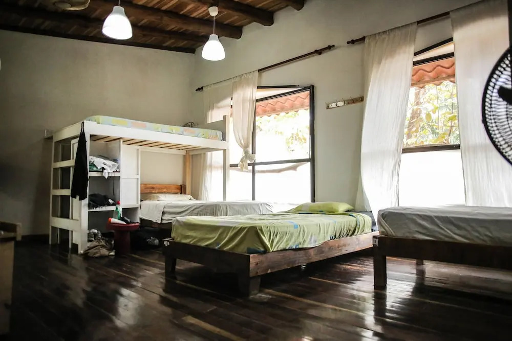 Believe Surf & Yoga Lodge Santa Teresa