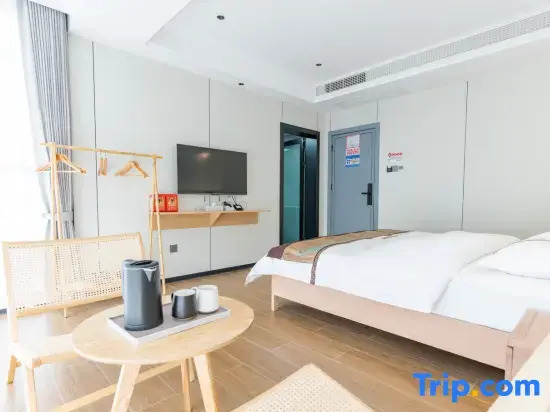 Mengtingxuan | Serene Stay ・ Jing She Elegant Residence (72 Wonder Tower Zhangjiajie West Station)