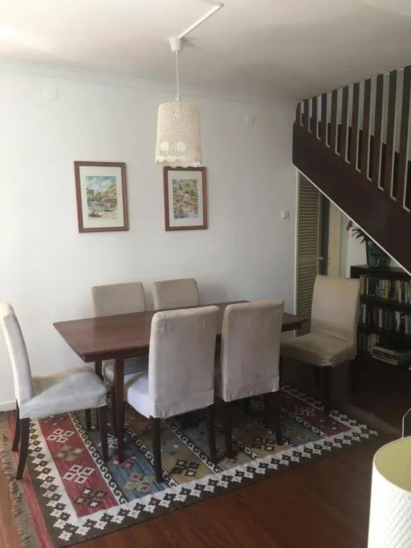 3 Bedroom Town House - Historic Centre of Cascais. 100 mts from the beach and centre of Cascais