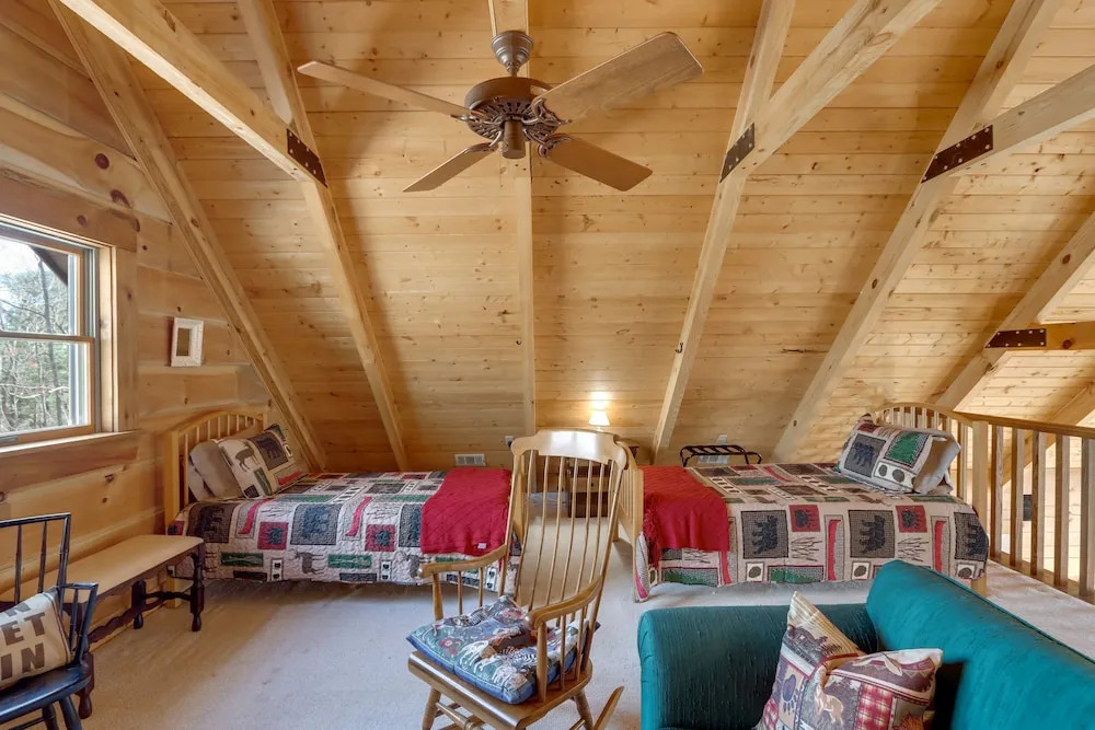 Family-Friendly Jasper Cabin with Deck