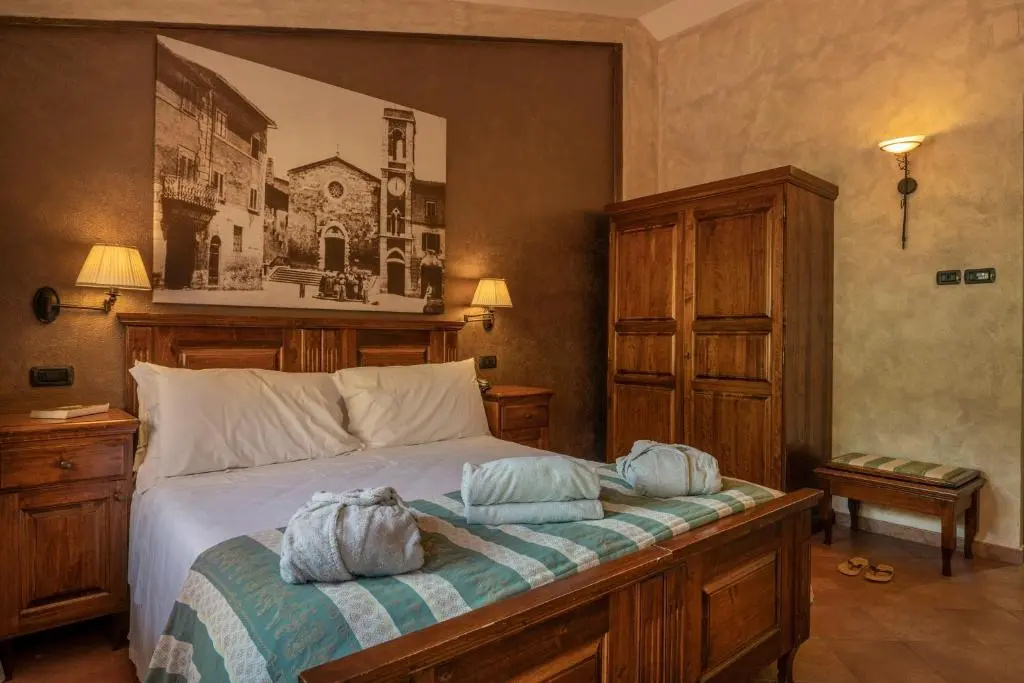Casanova - Panoramic Rooms and Suites