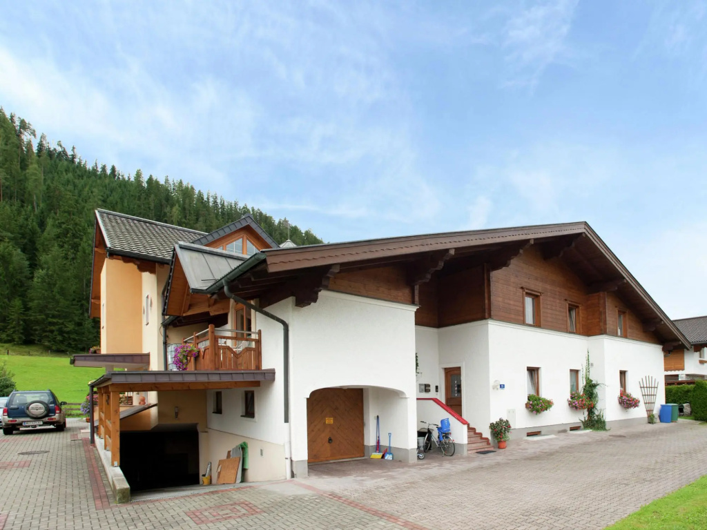 Apartment in Altenmarkt near Ski Slopes