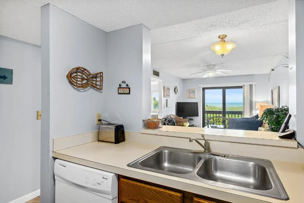 Unit 8216 - Ocean Racquet Club