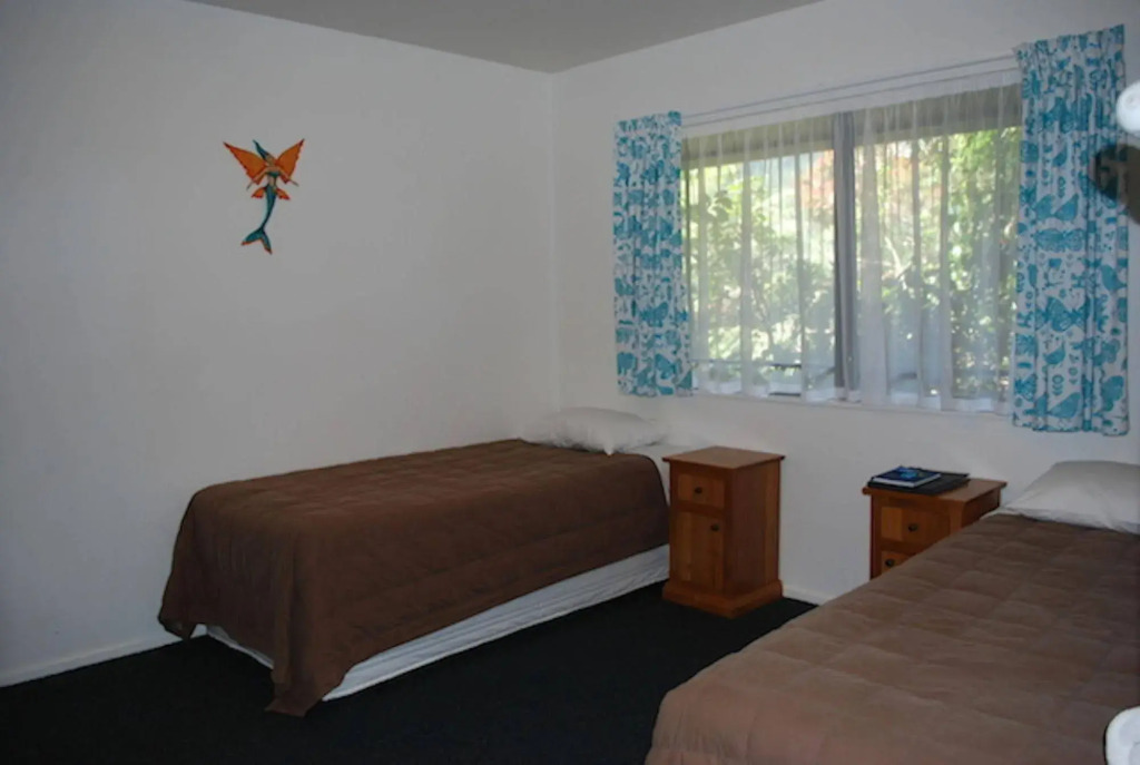 Lochmara Lodge - 20mins by boat from Picton