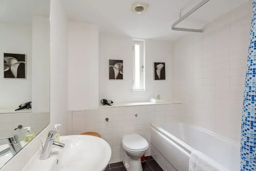 Silver Lining - Grassmarket Apartments