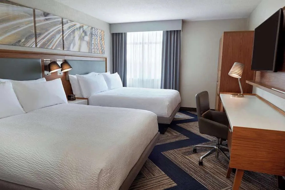 Holiday Inn Express Hamilton-stoney Creek