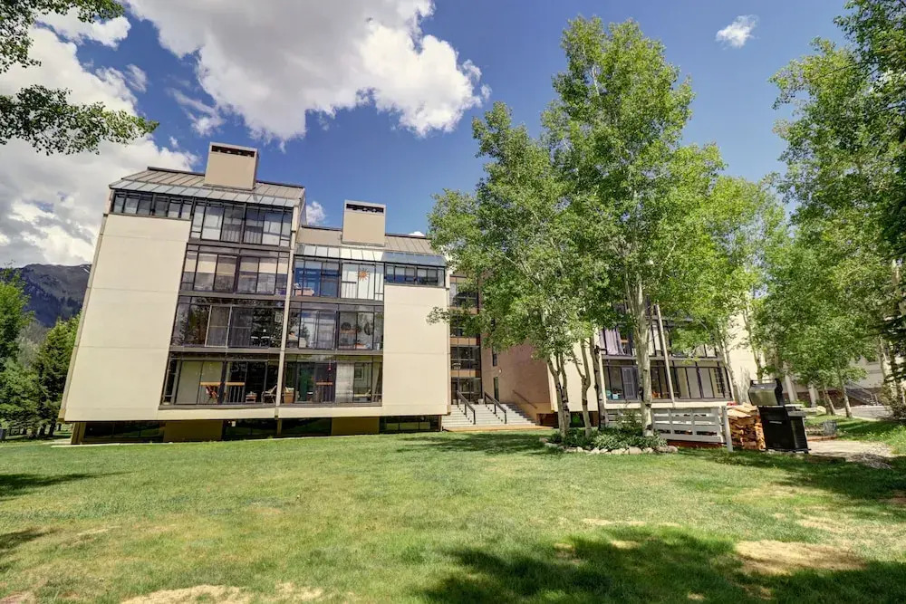 Large Condo in East Village Condo - Easy Walk to Super Bee - WH301 by RedAwning