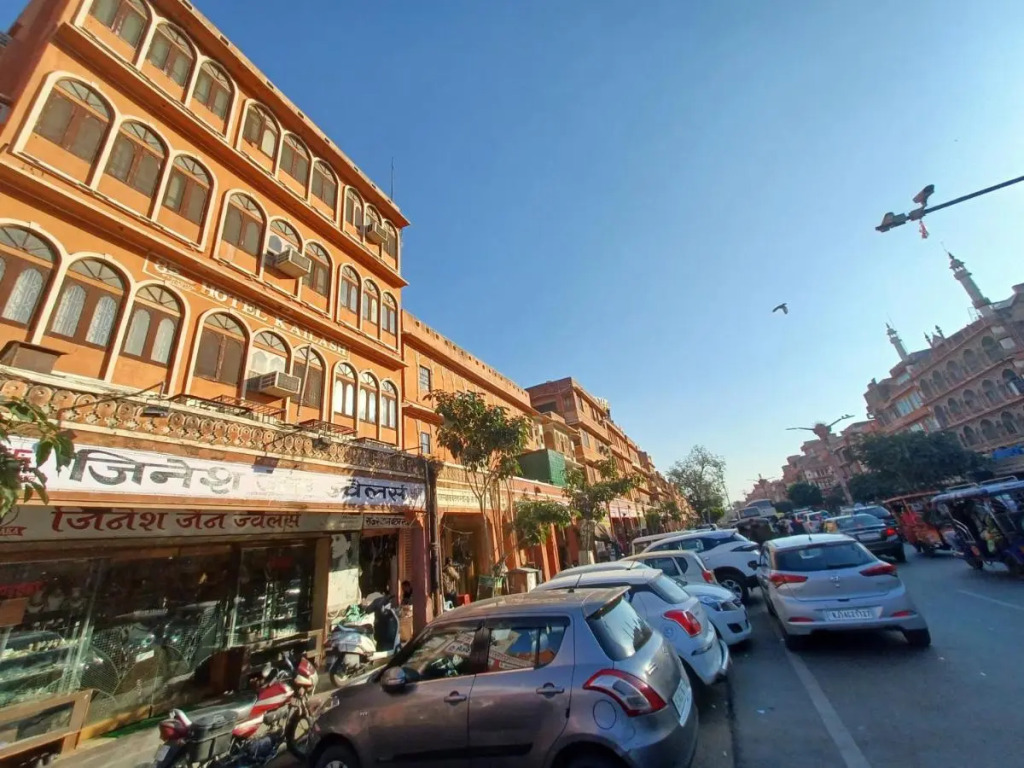 Kailash Hotel