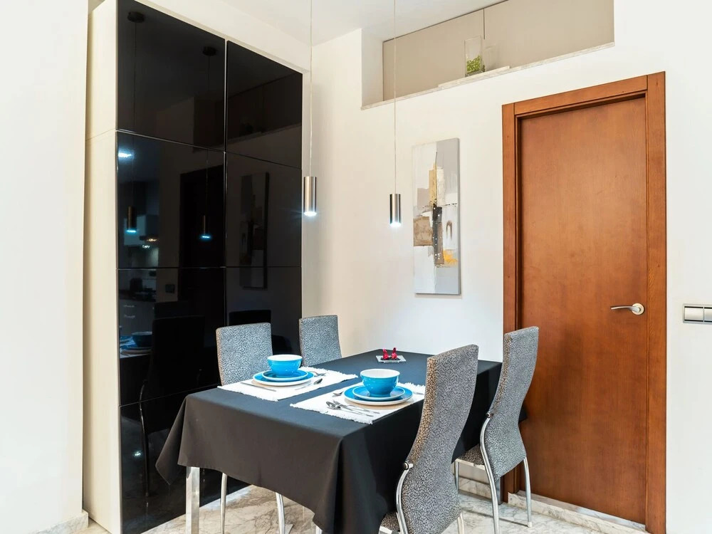 Graceful Apartment in Sevilla near Royal Alcázar