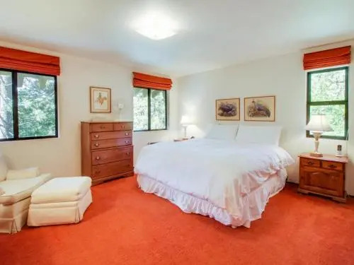 Donner Lake Cedar Lodge