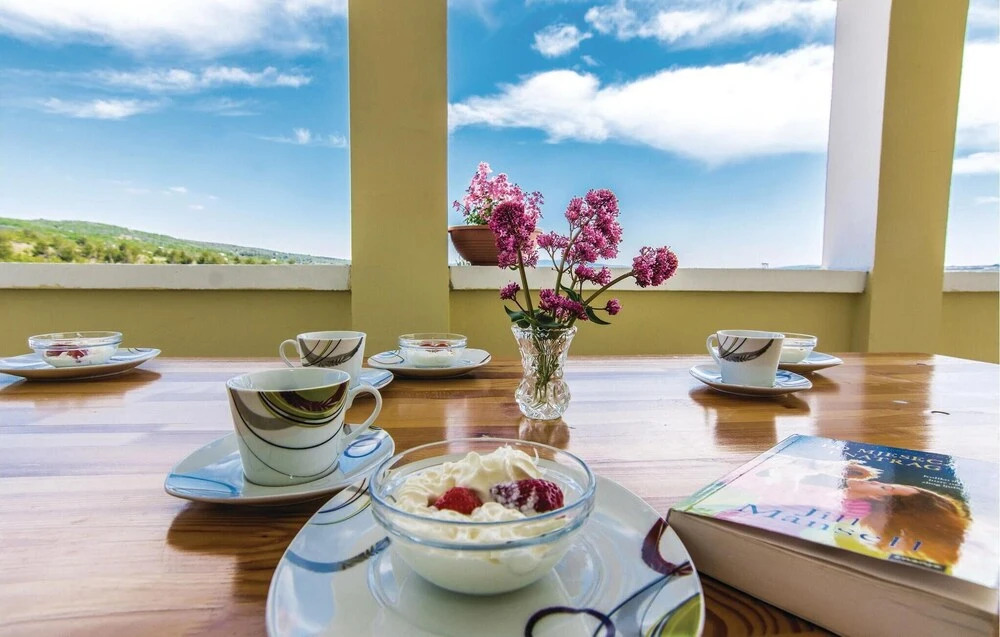 Stunning Apartment in Slivnica With 3 Bedrooms and Wifi