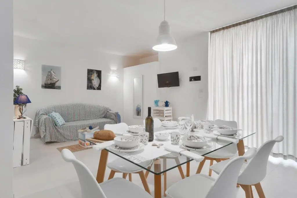 MILLEBOLLEBLU APARTMENTS