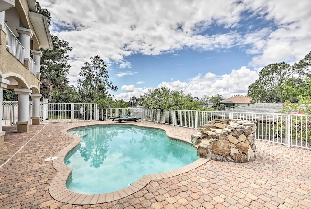 Luxury Palm Coast Home w/ Dock & Game Room!