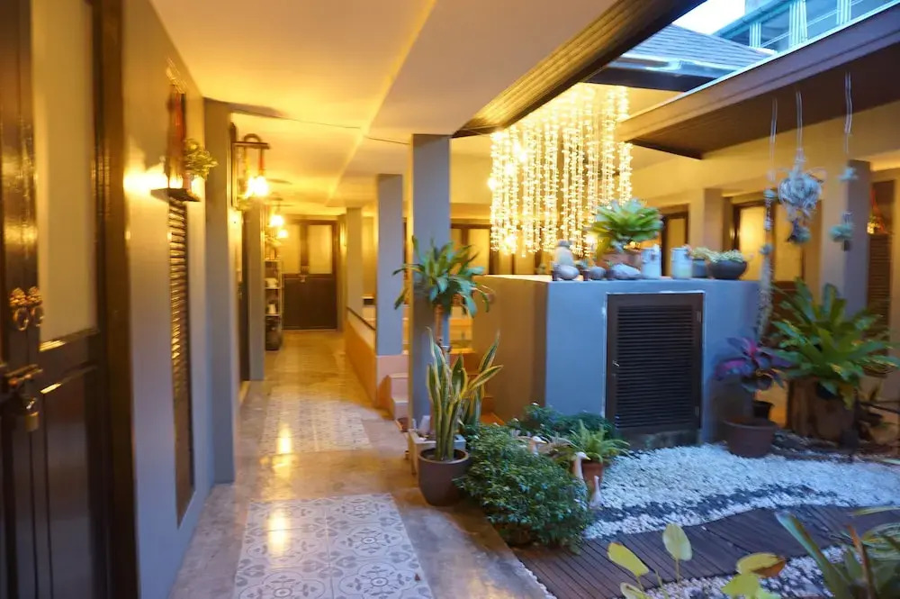 Baan Paea Guest House