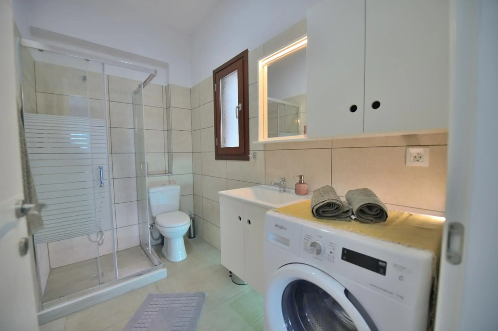 Ammos Apartment - brand new, stylish, by the beach