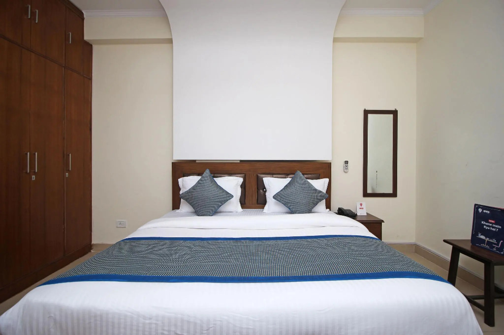 SURYA PALACE o