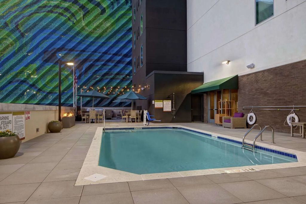 Home2 Suites By Hilton Charlotte Uptown