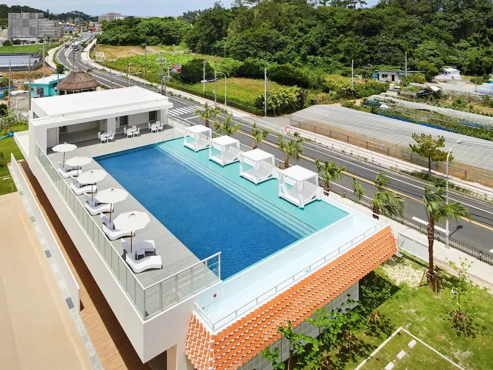 LOISIR Living Suites SERAGAKI