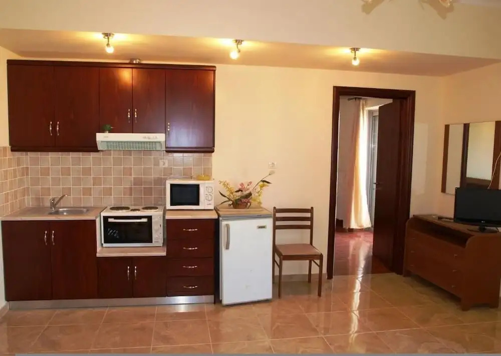 Hotel Pyrgos