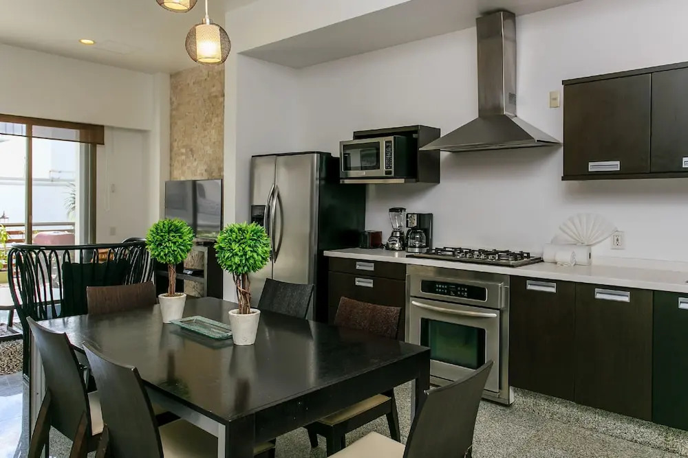 IN 04 2Bedrooms-up to 6 people-Mamitas Beach Area- Full equipped Apts