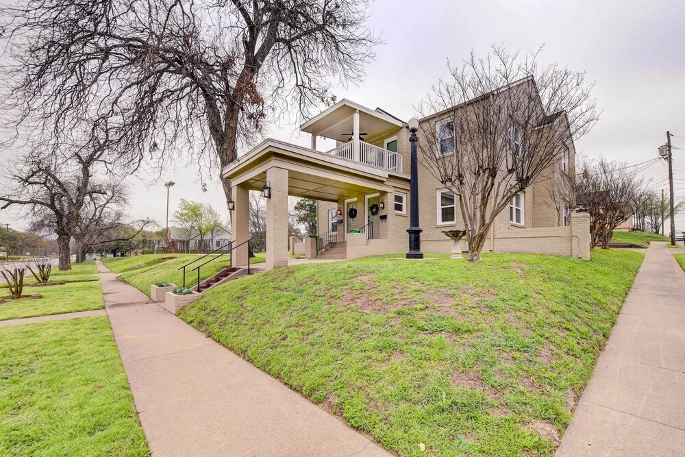 2 Mi to Dtwn: Waco Home w/ Shared Yard