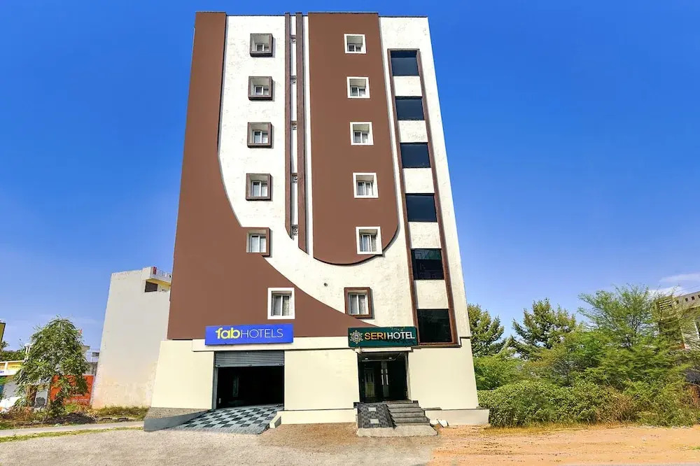 FabHotel Seri- Nr KIMS Hospital, Gachibowli