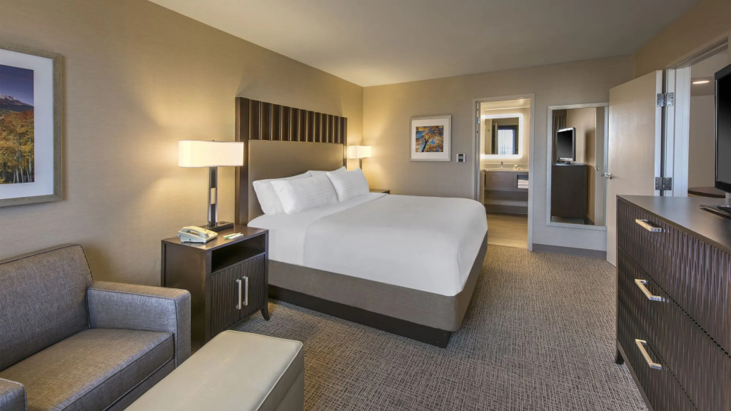 Holiday Inn Denver Lakewood by IHG