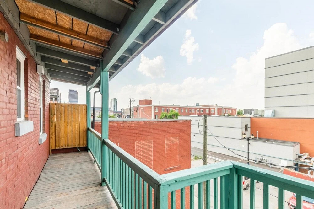 Designed 1BR Apartment 2
