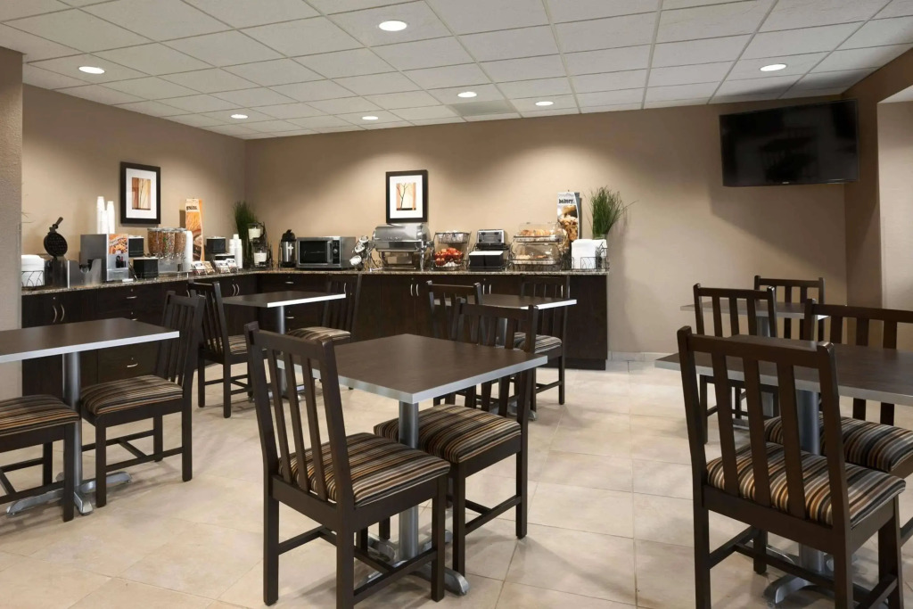 Microtel Inn & Suites by Wyndham St Clairsville - Wheeling
