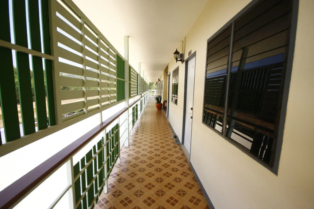 Pob Choke Residences