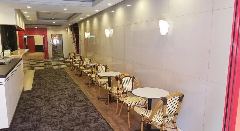 Hotel Neo Rouge