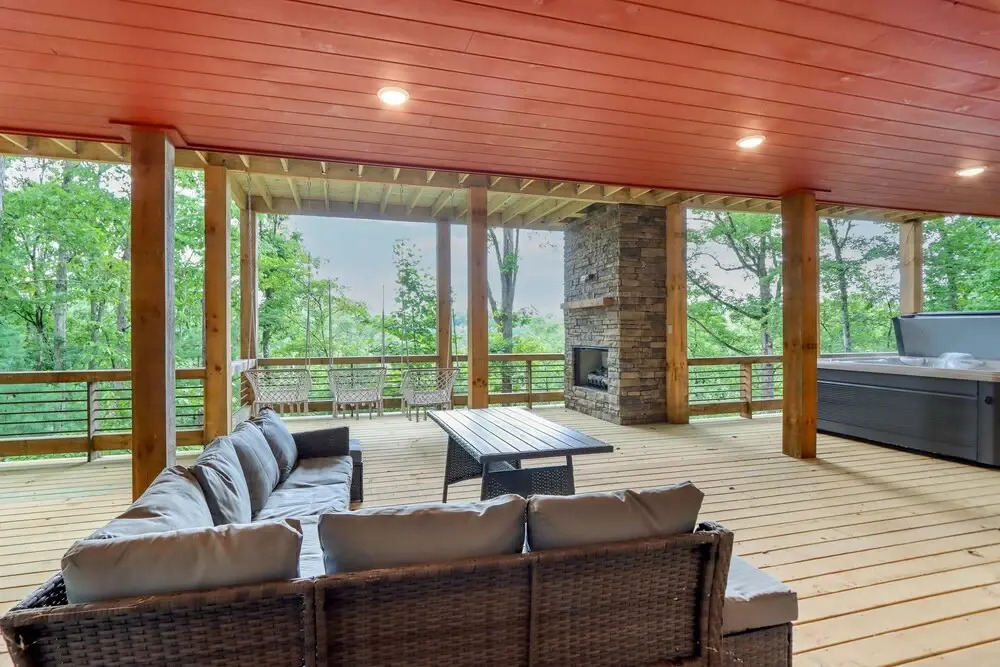 Mid-century Modern Home w/ Hot Tub & Mtn Views!