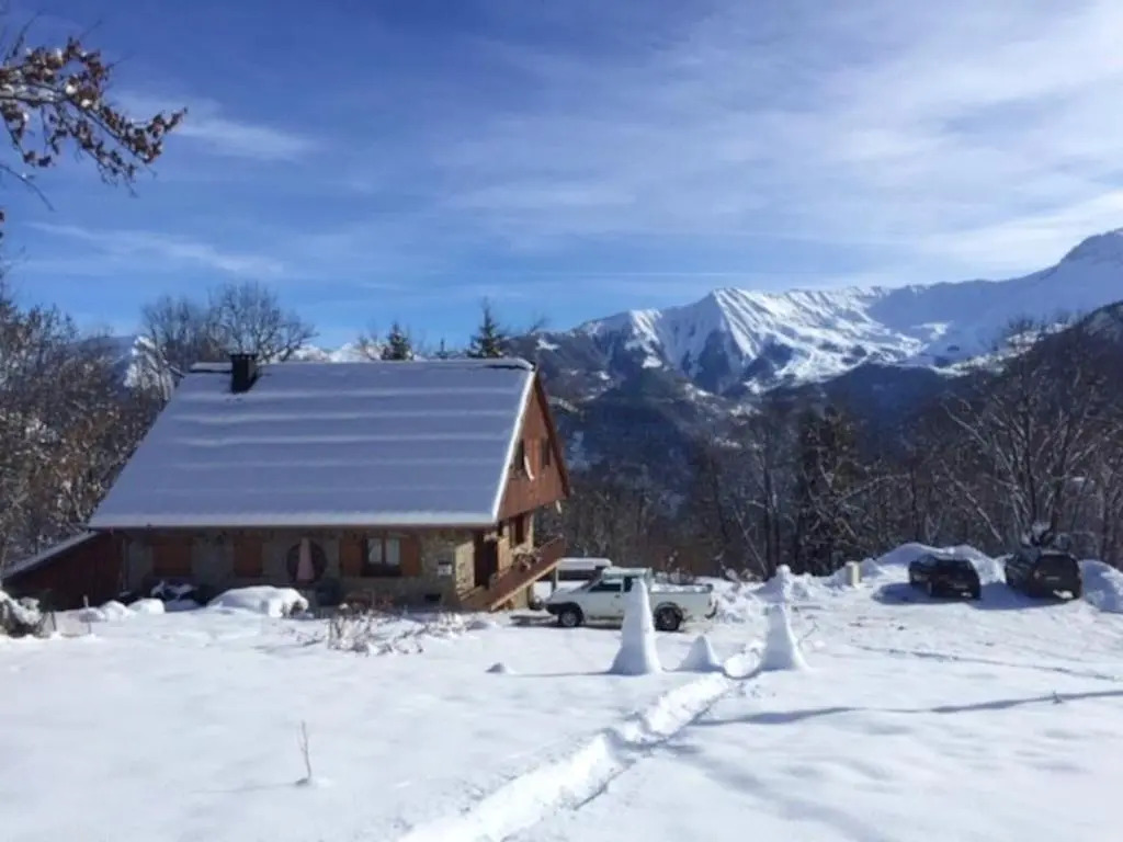 Maison accueillante avec vue sur montagnes à Villarembert
