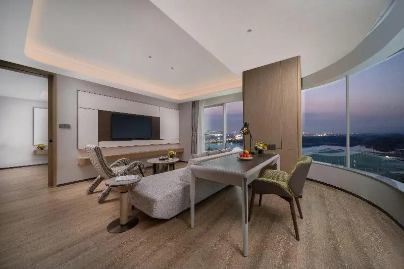 Holiday Inn Express Chengdu East Railway by lHG - Near The World Games Gymnasium