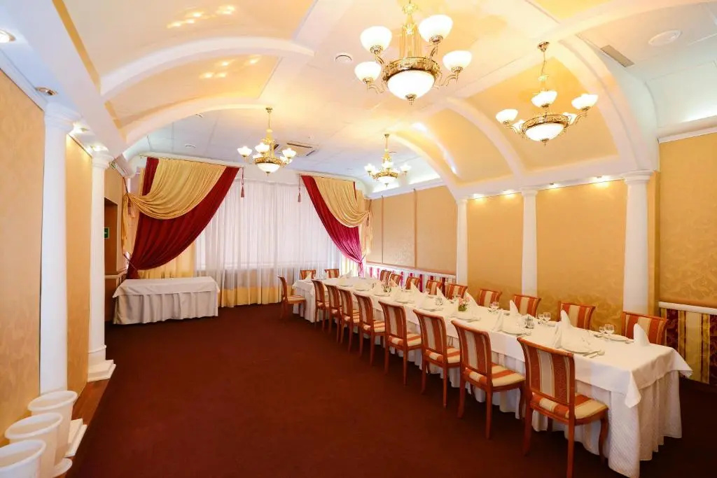 Отель Кама