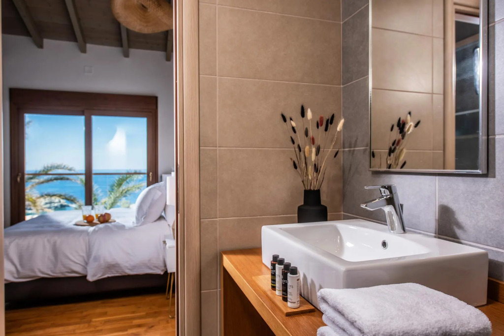 Alpha House in Crete