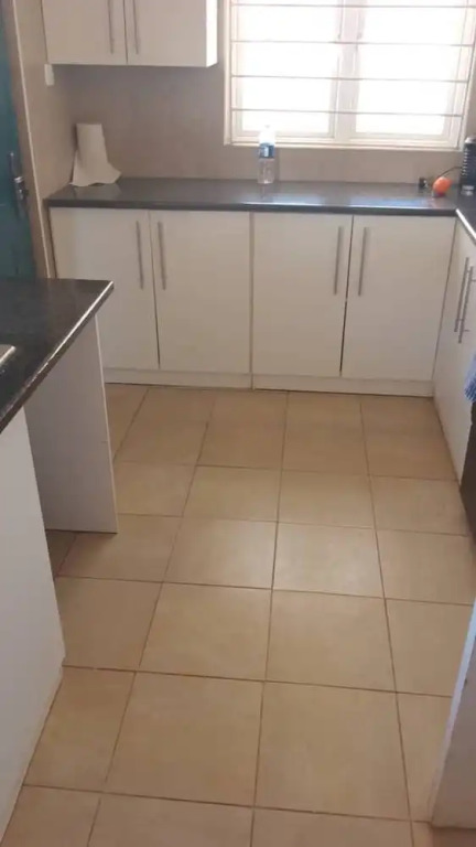 Theo's Self Catering Holiday Home, Meanwood