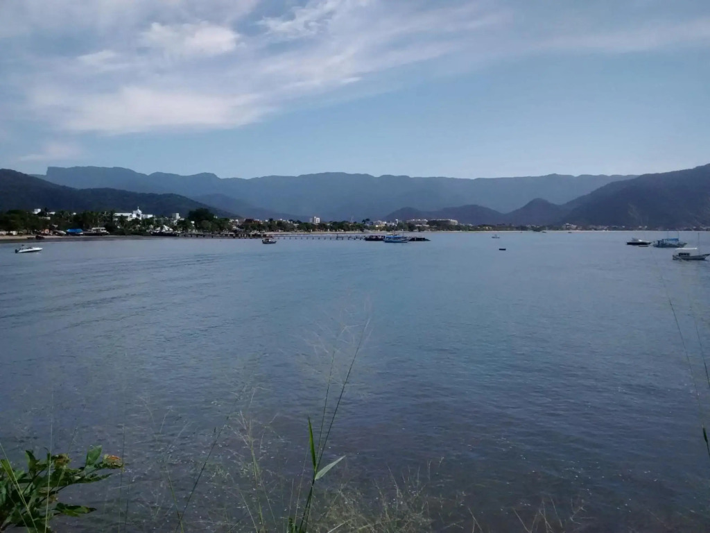 Ubatuba Surf Suites