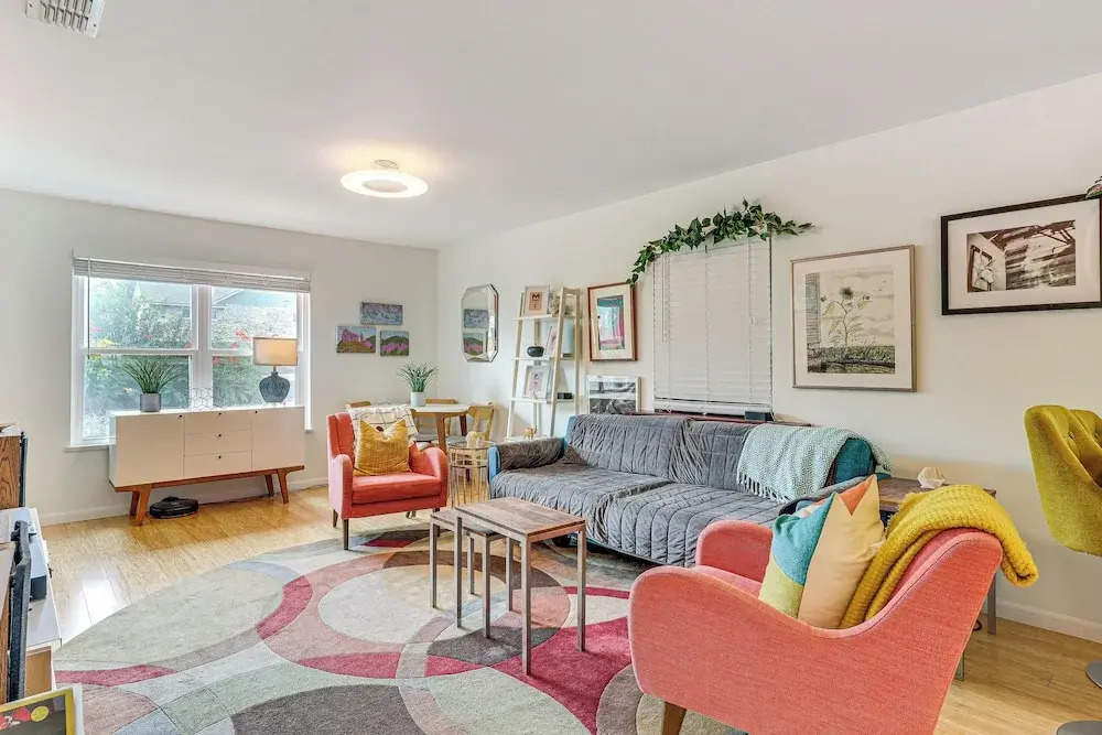 4 Mi to Dtwn Austin: Home w/ Large Fenced Yard!