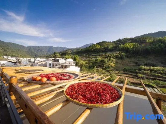 Floral Hotel·Yunshan Hotel (Huangling Scenic Area Branch)