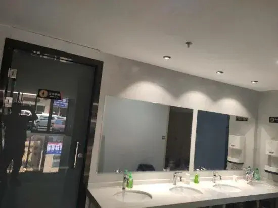 Youth Capsule Hostel