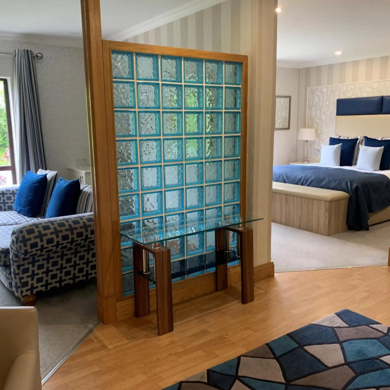 Mill Park Hotel