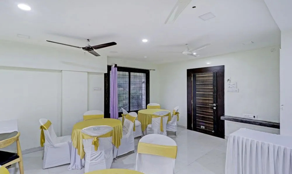 Treebo Trend Hotel Krishna
