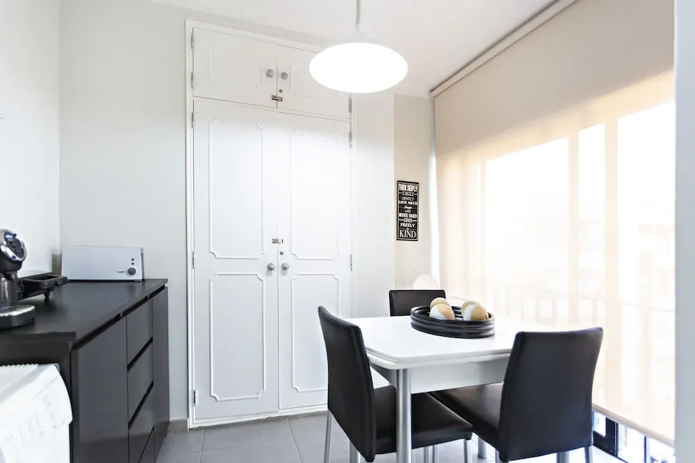 Gulbenkian in Faro With 2 Bedrooms and 1 Bathrooms